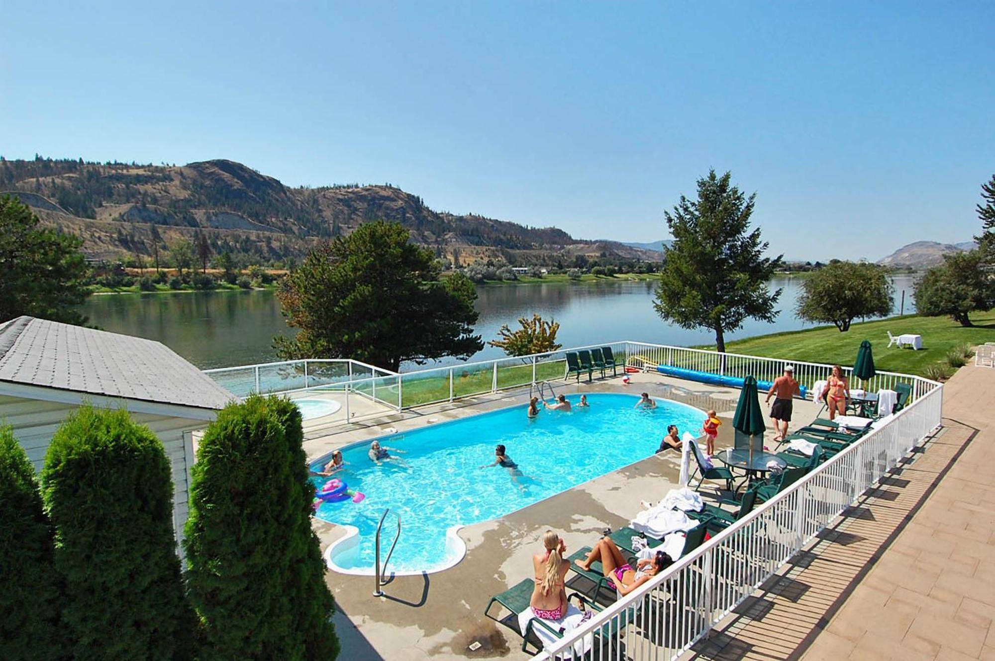 South Thompson Inn & Conference Centre Kamloops Eksteriør billede